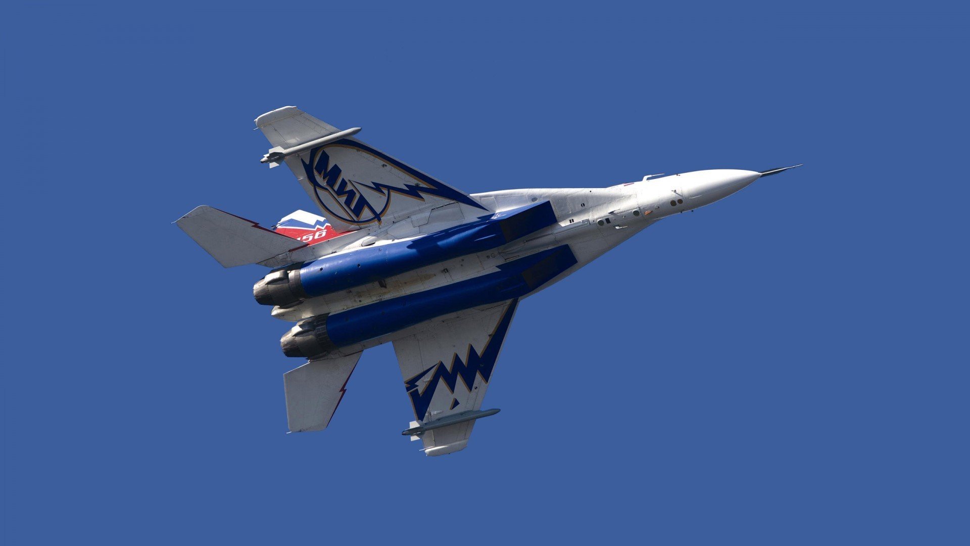 中国足球比赛跑动距离统计，中国足球比赛跑动距离统计表