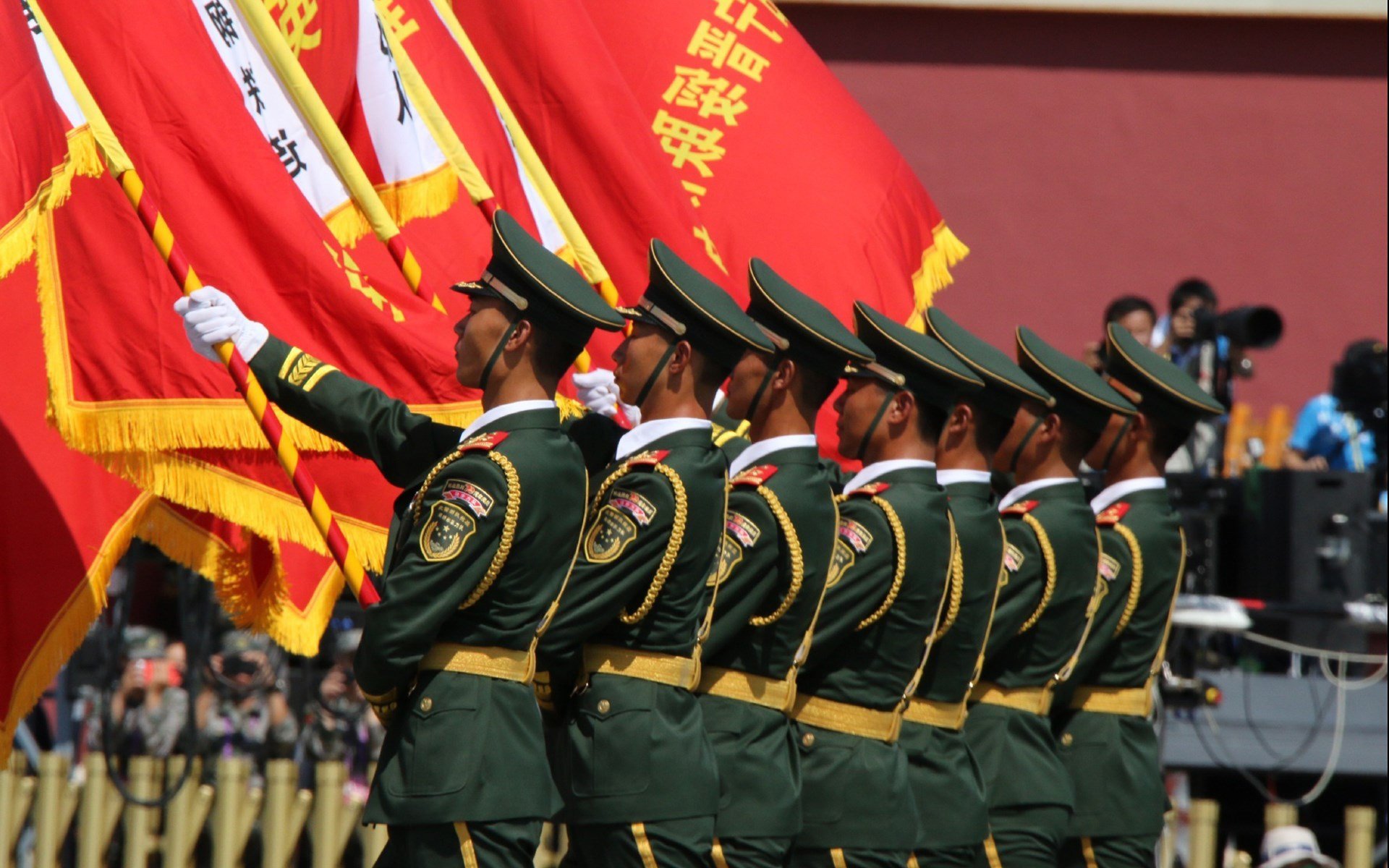 塞维利亚保持一贯强势，继续冲击欧洲赛场